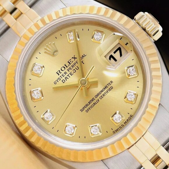 Sale! Rolex Ladies 18k Gold Factory Diamond Watch - Picture 1 of 8